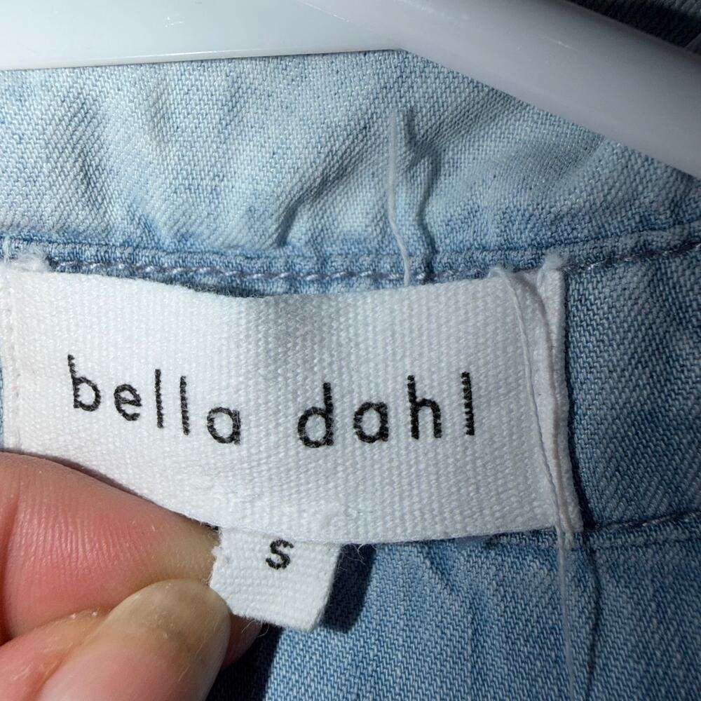 Bella Doll Lightweight Denim Soft Blue Button Up Long Sleeve Size Small - Picture 8 of 11